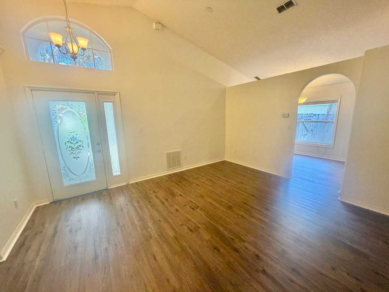 544 Tall Oaks Ter - Photo 3 of 25