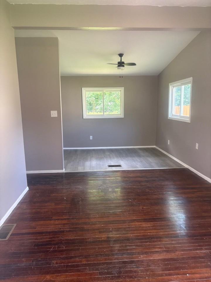 708 George Rd #1 - Photo 2 of 9