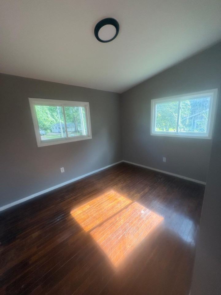 708 George Rd #1 - Photo 6 of 9