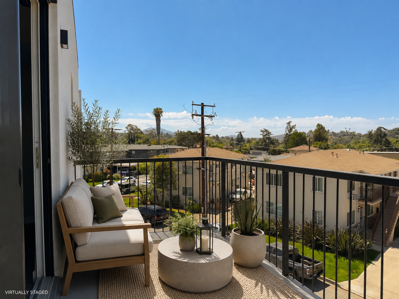 Ibis La Mesa - Photo 3 of 47