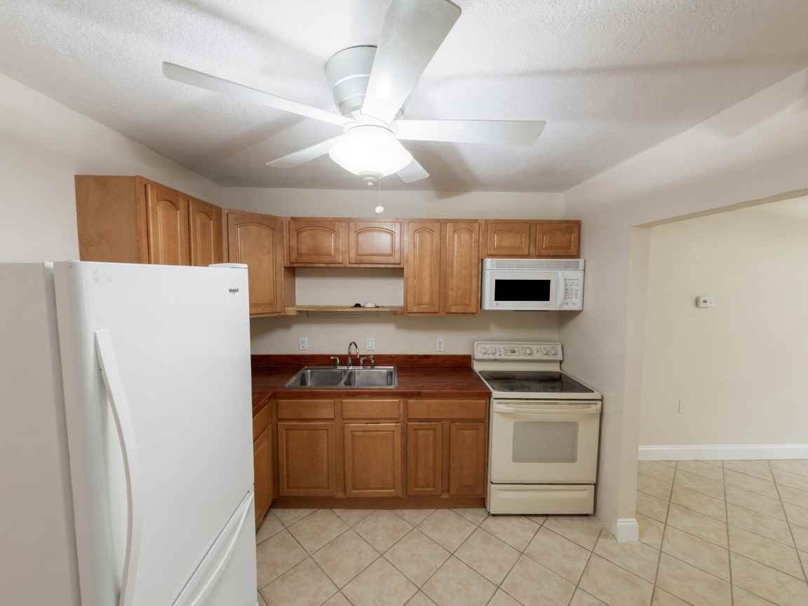 4441 Virginia St #0 - Photo 6 of 18