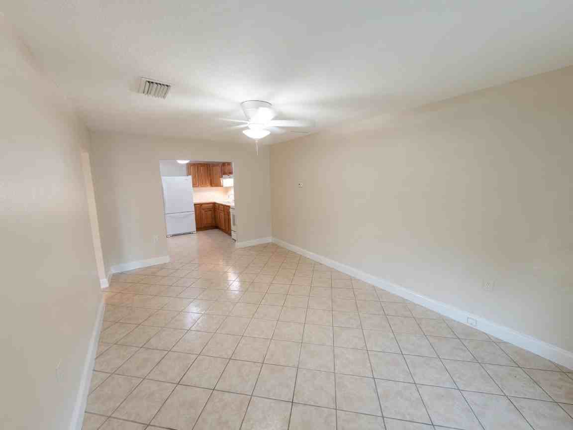 4441 Virginia St #0 - Photo 3 of 18
