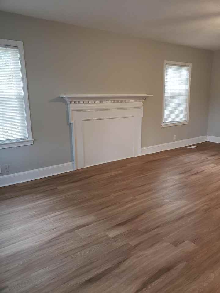 1004 Laurel St #A - Photo 2 of 13