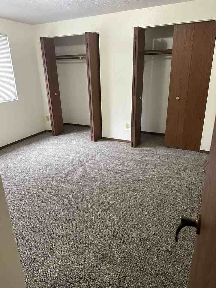 843 Driftwood Dr #6 - Photo 7 of 9