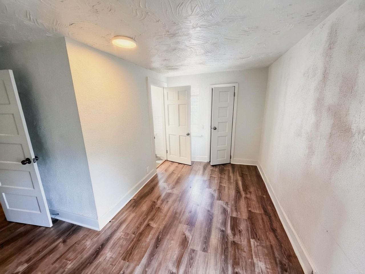 5 Rock City Rd - Photo 4 of 14