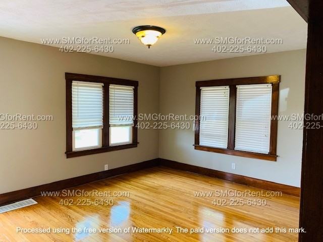 4525 Seward St #1 - Photo 7 of 23