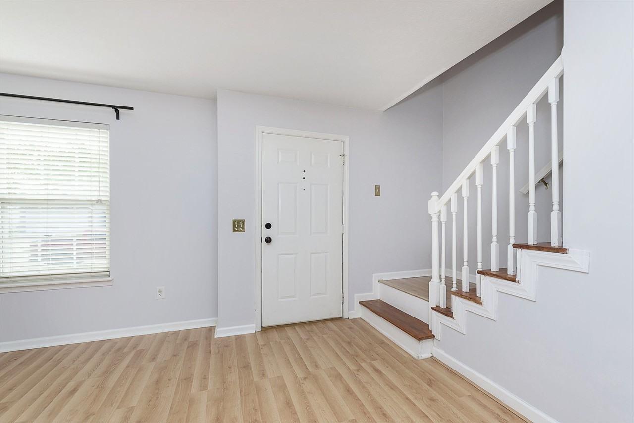 14968 Mia Dr #1 - Photo 4 of 26