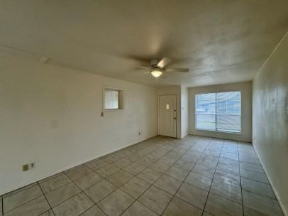 1104 Siesta Dr #1 - Photo 6 of 18