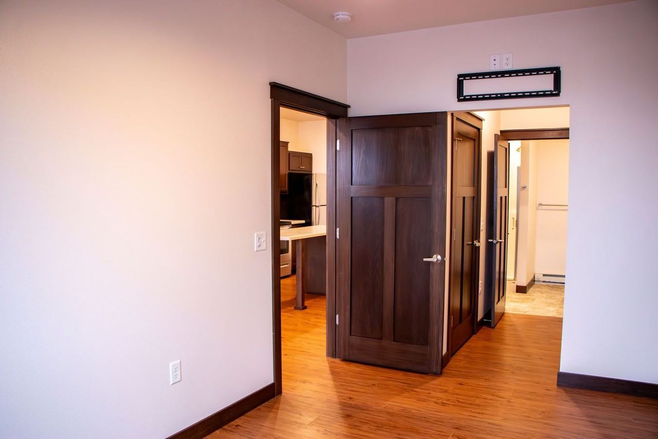 3501 Gateway Drive - Photo 7 of 30