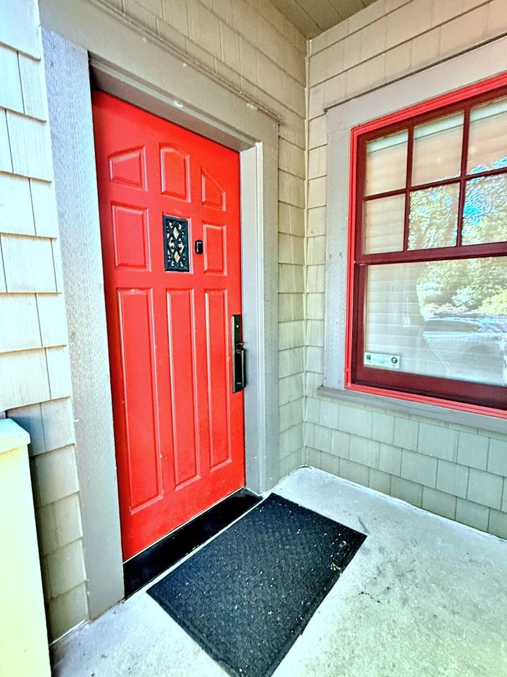 1827 N Skidmore St #1 - Photo 3 of 50