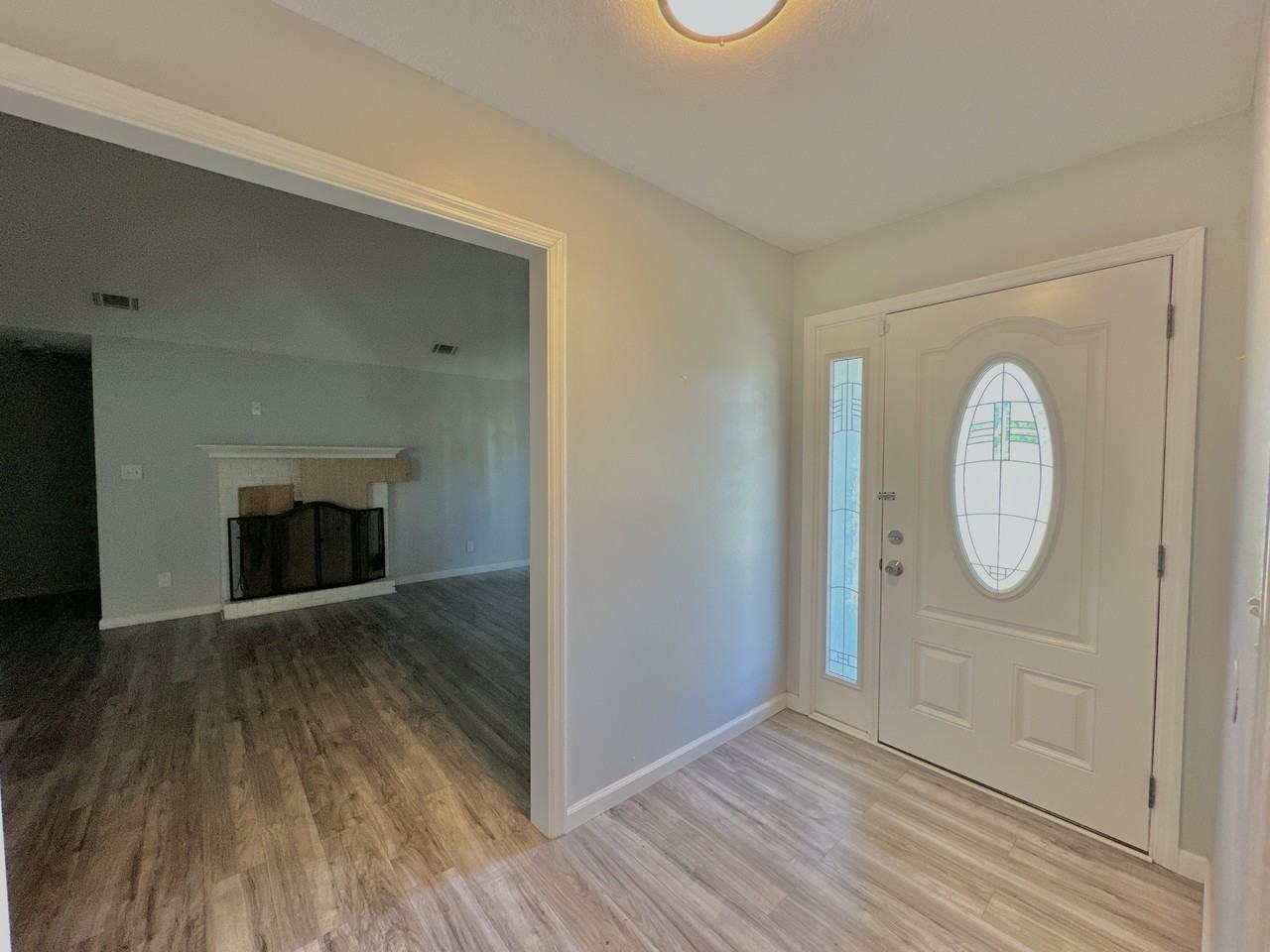 1111 Timber Line Dr #1 - Photo 3 of 32