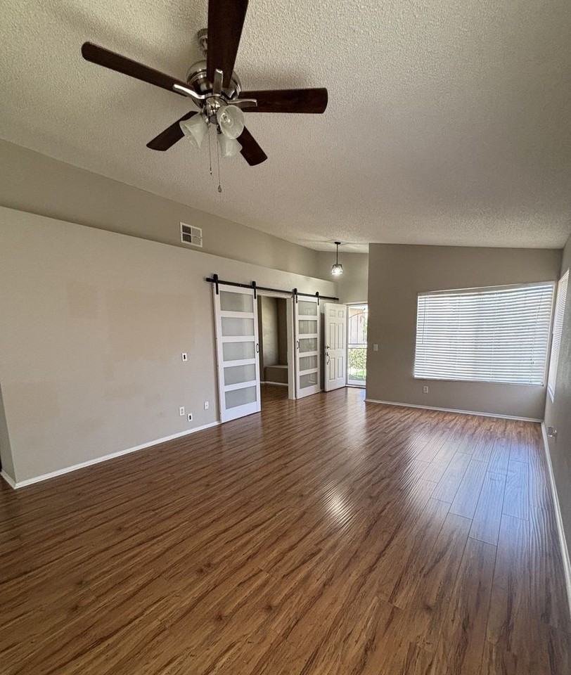 2516 Starbrite Ave - Photo 5 of 23