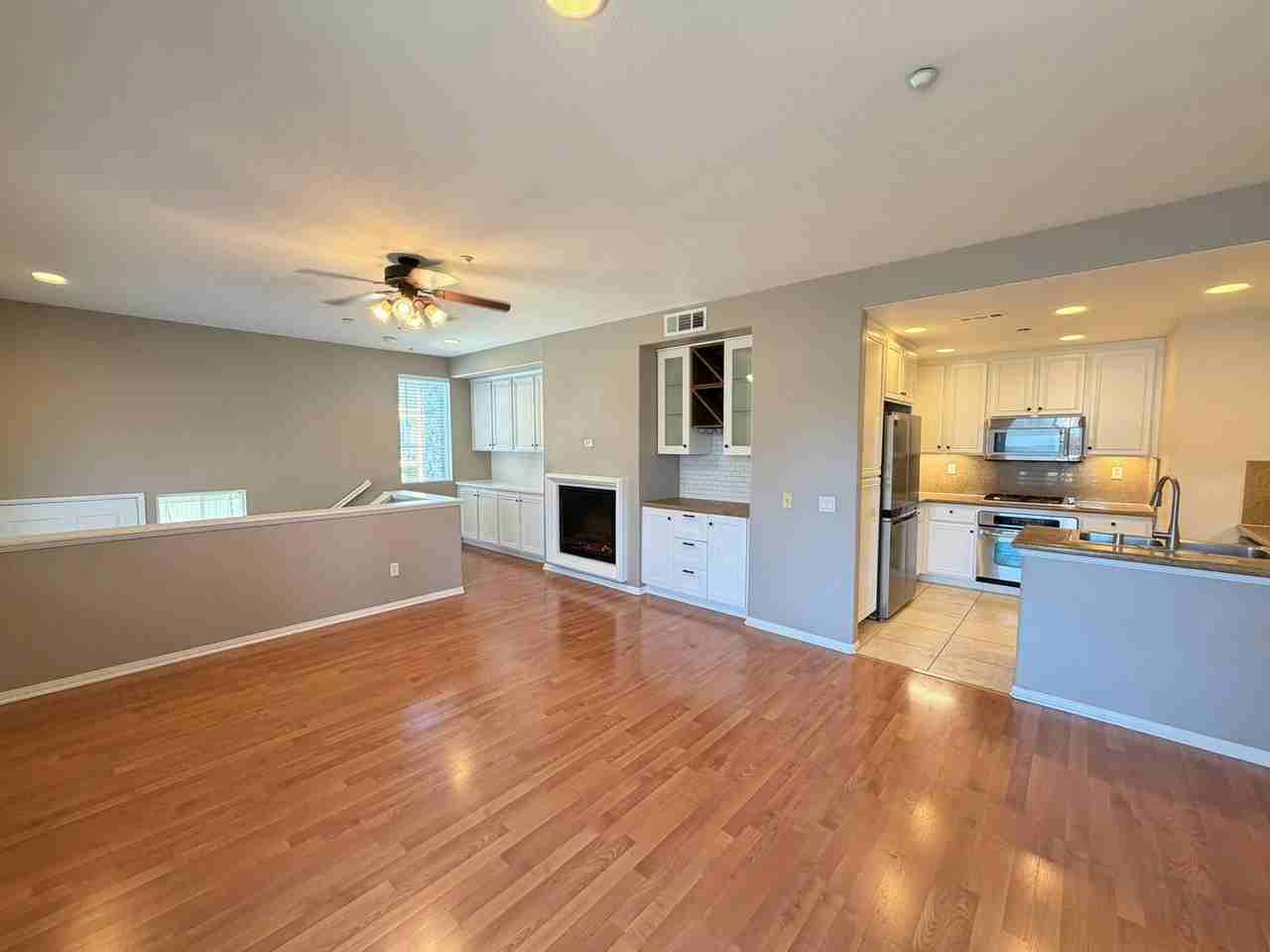 5096 Plaza Promenade - Photo 3 of 17