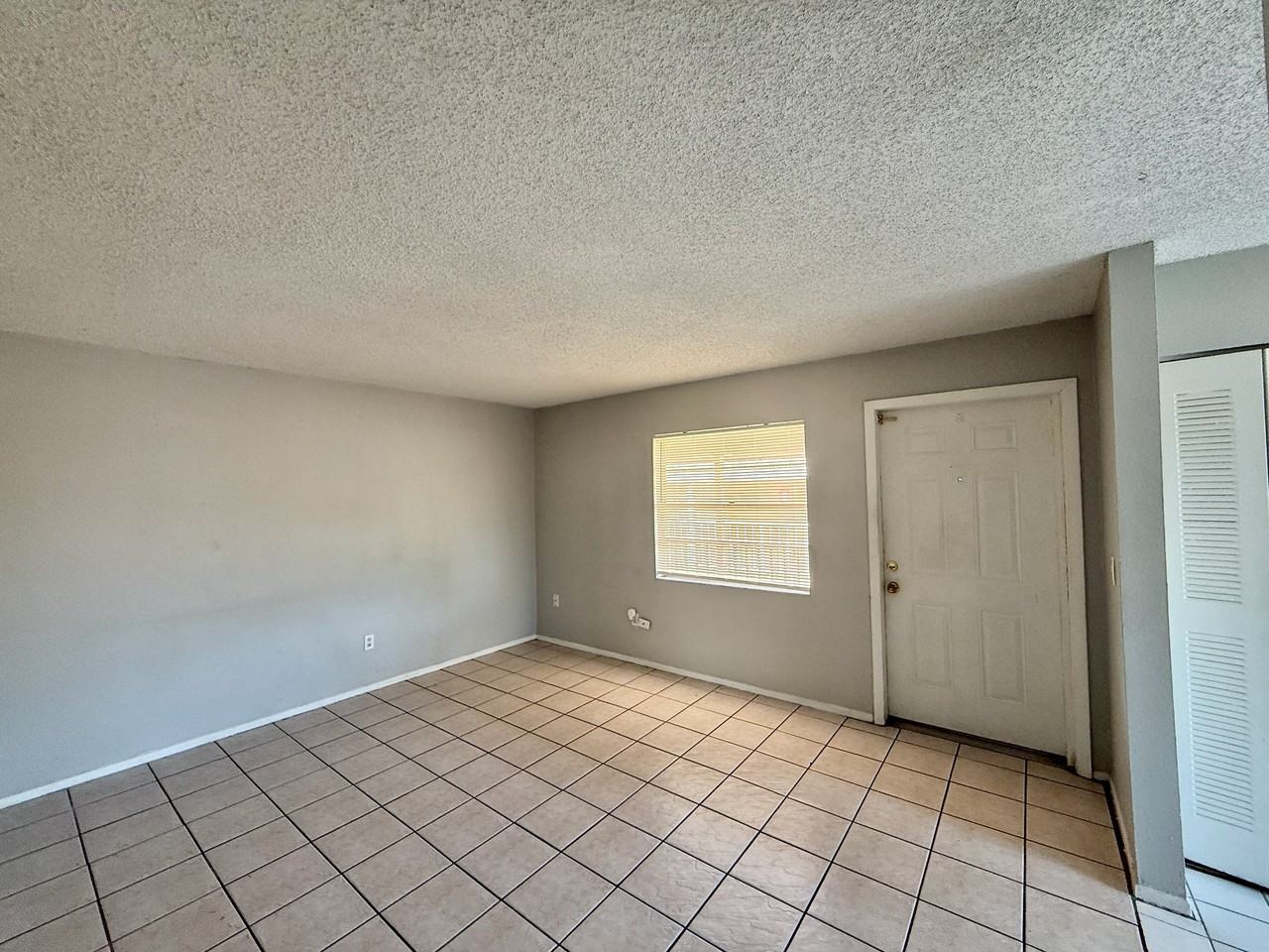 723 Michigan Ct #4 - Photo 6 of 17