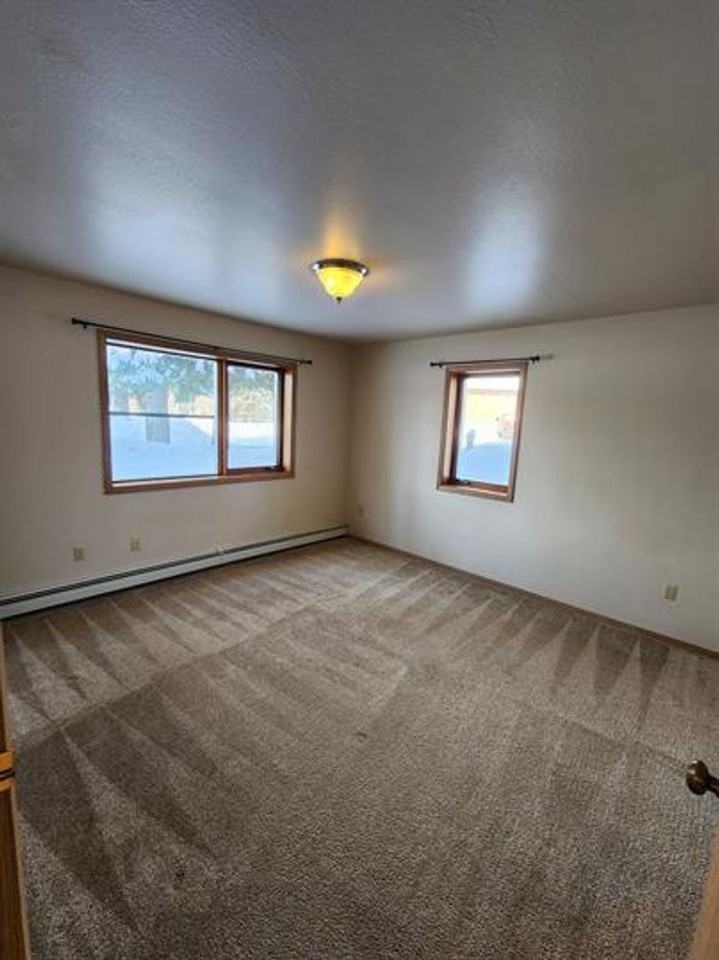 Beaver Lake Apartments | Peaceful Lakefront Living in North Pole, AK - Photo 5 of 25