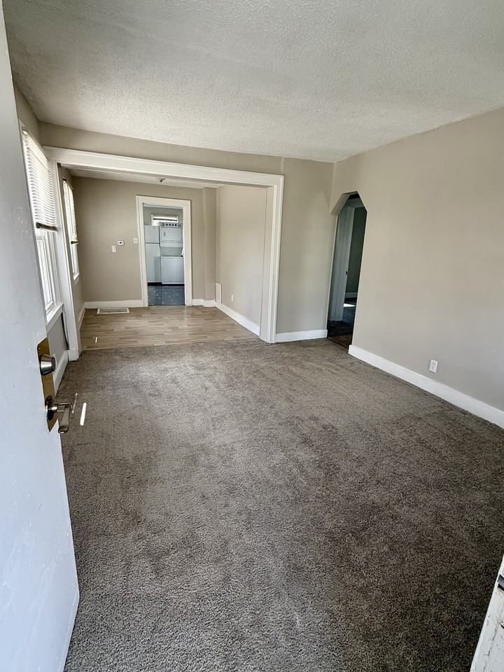18730 Meier St #1 - Photo 4 of 14