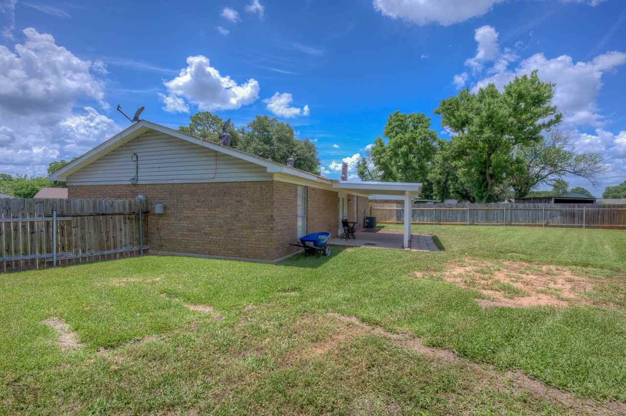 4703 General Scott Pl #1 - Photo 5 of 20