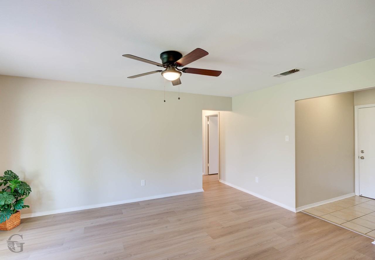 4703 General Scott Pl #1 - Photo 6 of 20