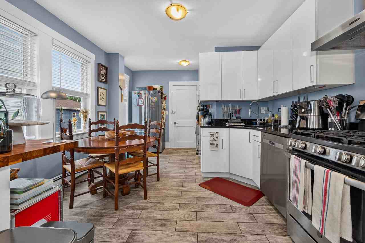 52 Mansfield St #A - Photo 2 of 10