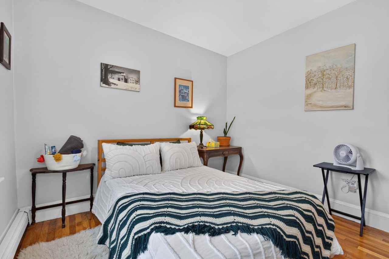 52 Mansfield St #B - Photo 7 of 10