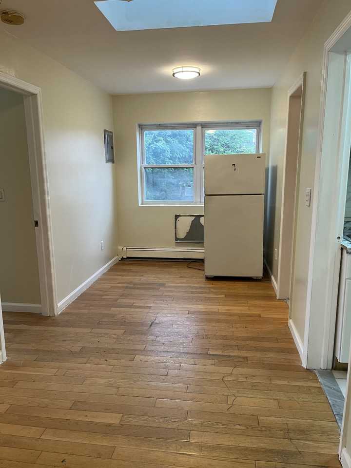 27-32 12th Street #3FL - Photo 4 of 6