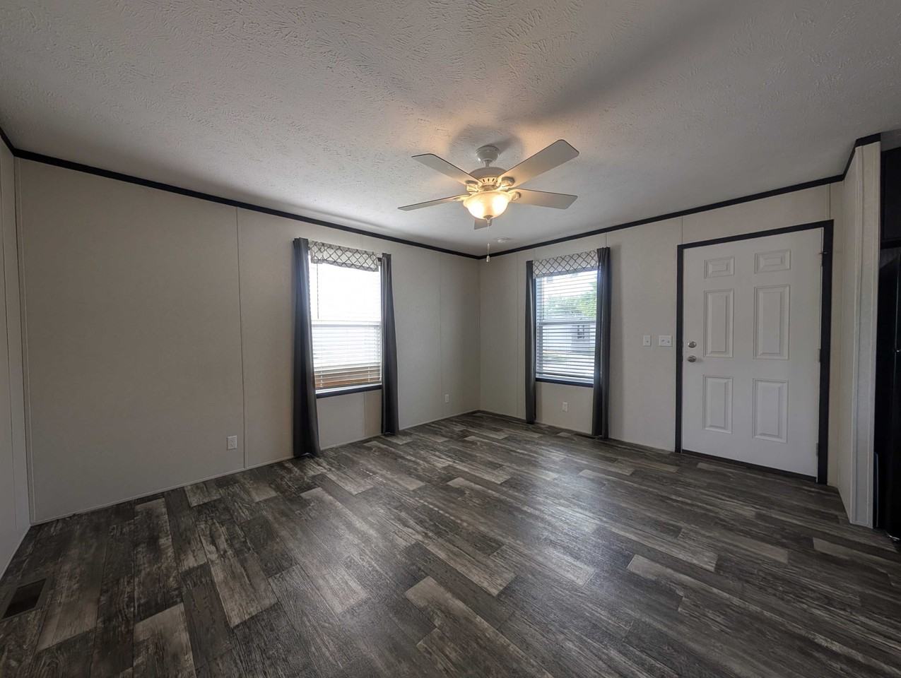 15881 Villaire Ave #658 - Photo 2 of 25