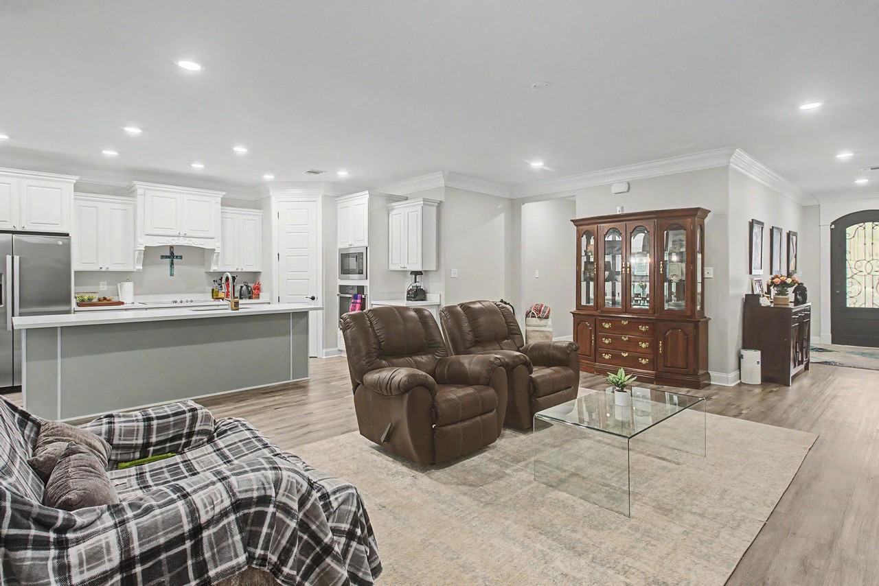 16821 W Landon Green Cir #1 - Photo 5 of 11