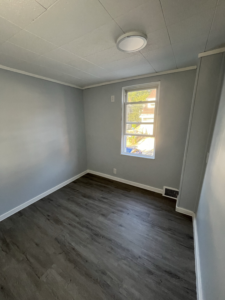 1313 Birch St #1 - Photo 7 of 24