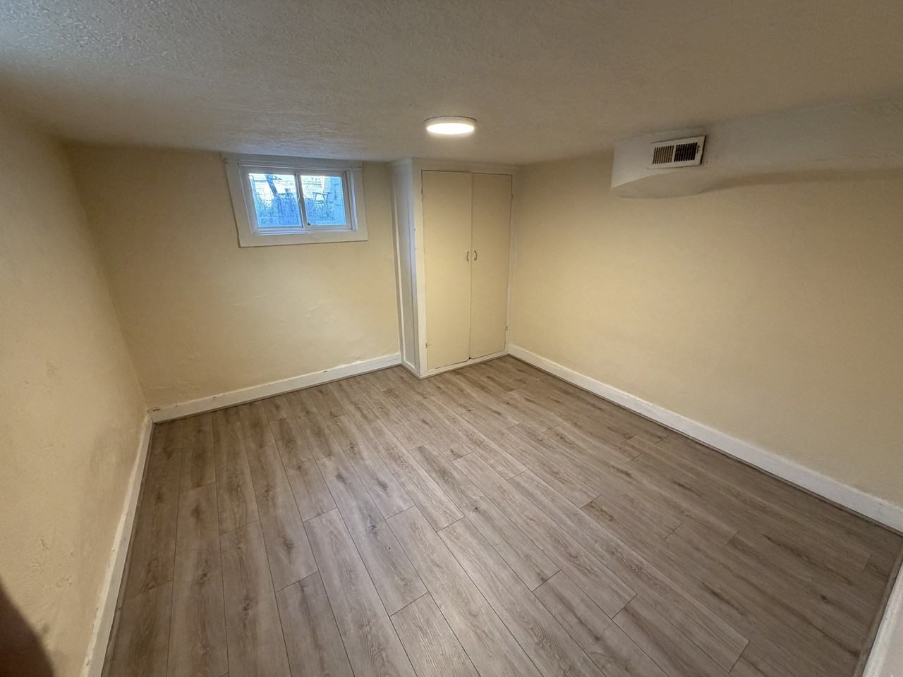 442 N 10th Ave - Photo 3 of 12