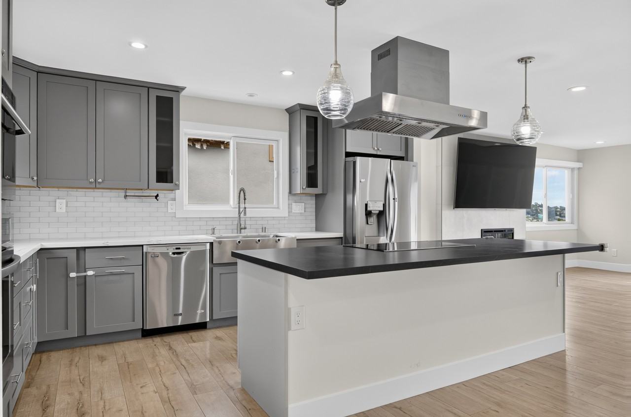 2517 Read Ave #1 - Photo 4 of 10