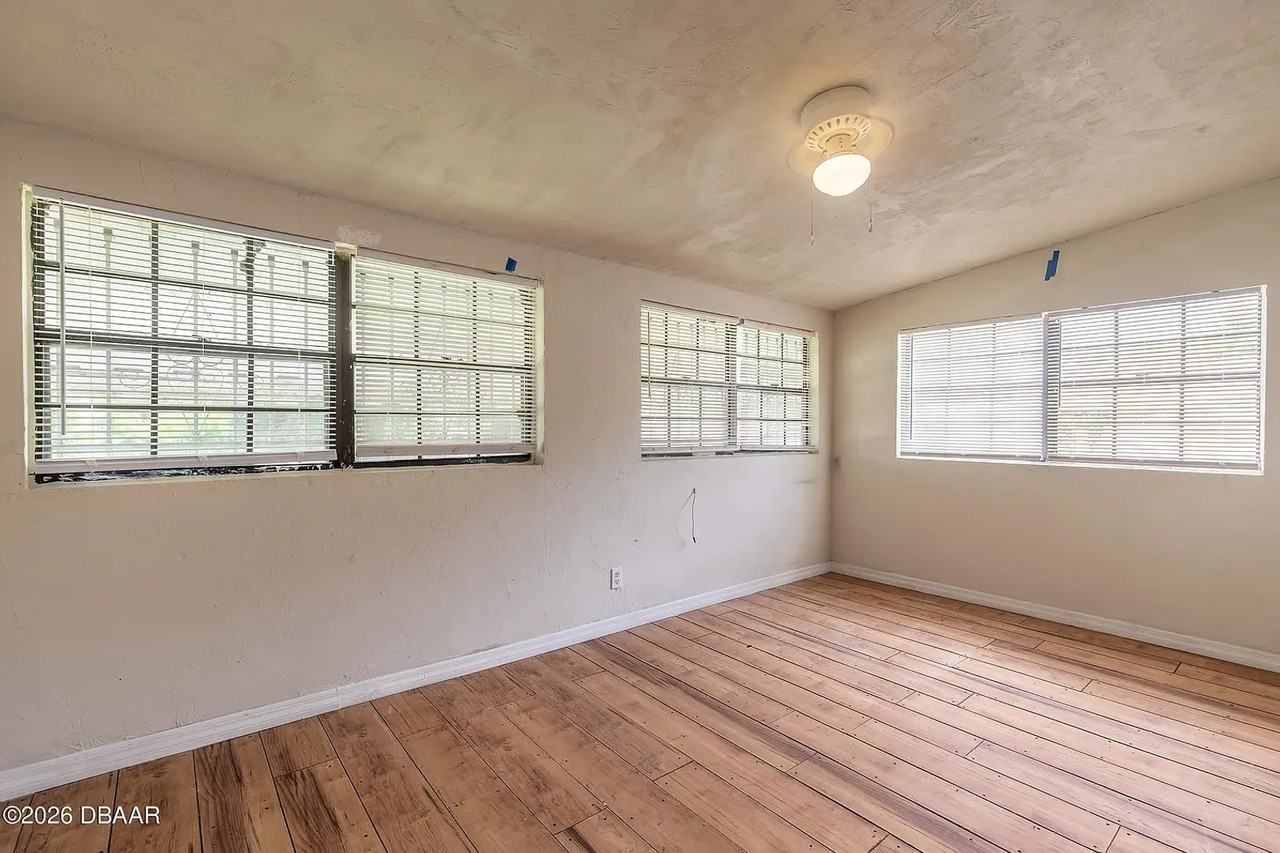 531 Elm St - Photo 6 of 9