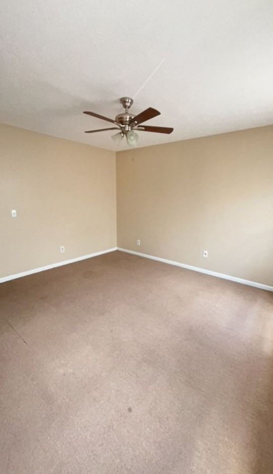 707 Loop Road - Photo 7 of 23