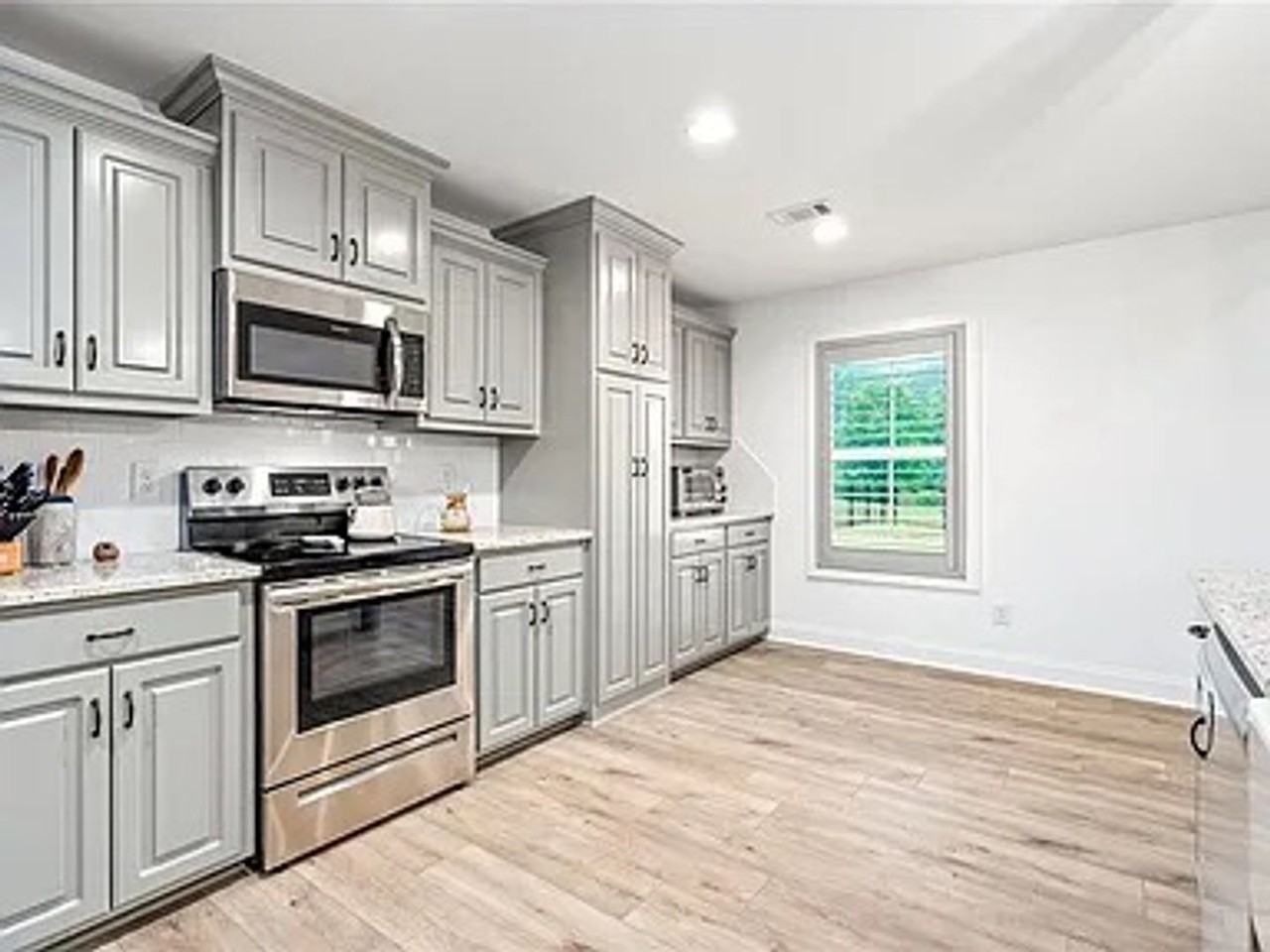 285 Lee Road 852 - Photo 4 of 18