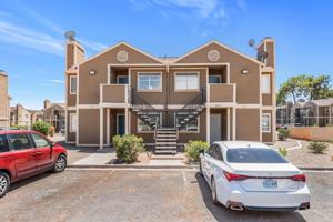 featured image of 2722 Alicialynn Way