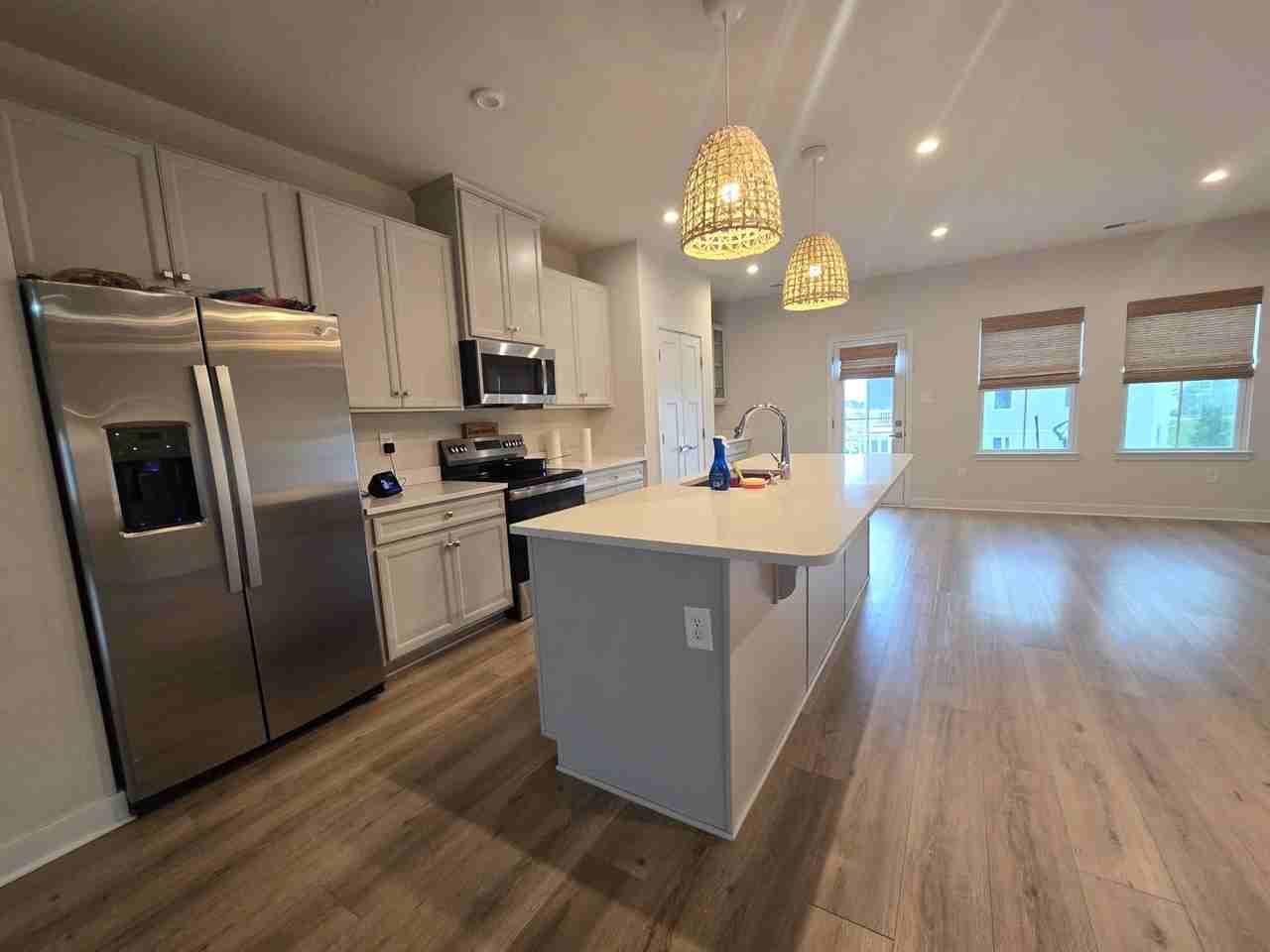 302 Fost Blvd - Photo 3 of 17