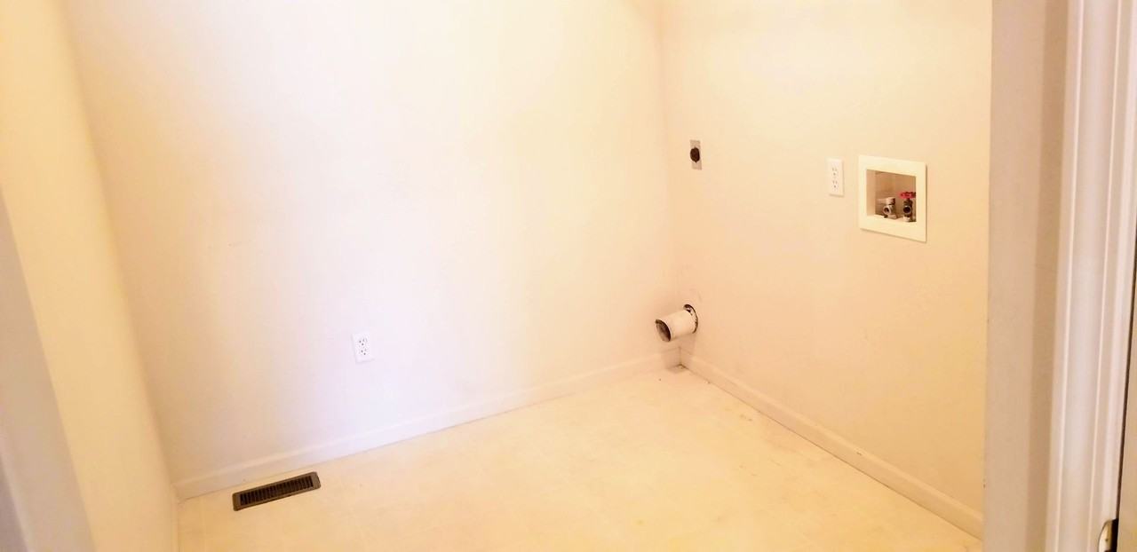 108 Hickory Ridge Dr - Photo 4 of 10