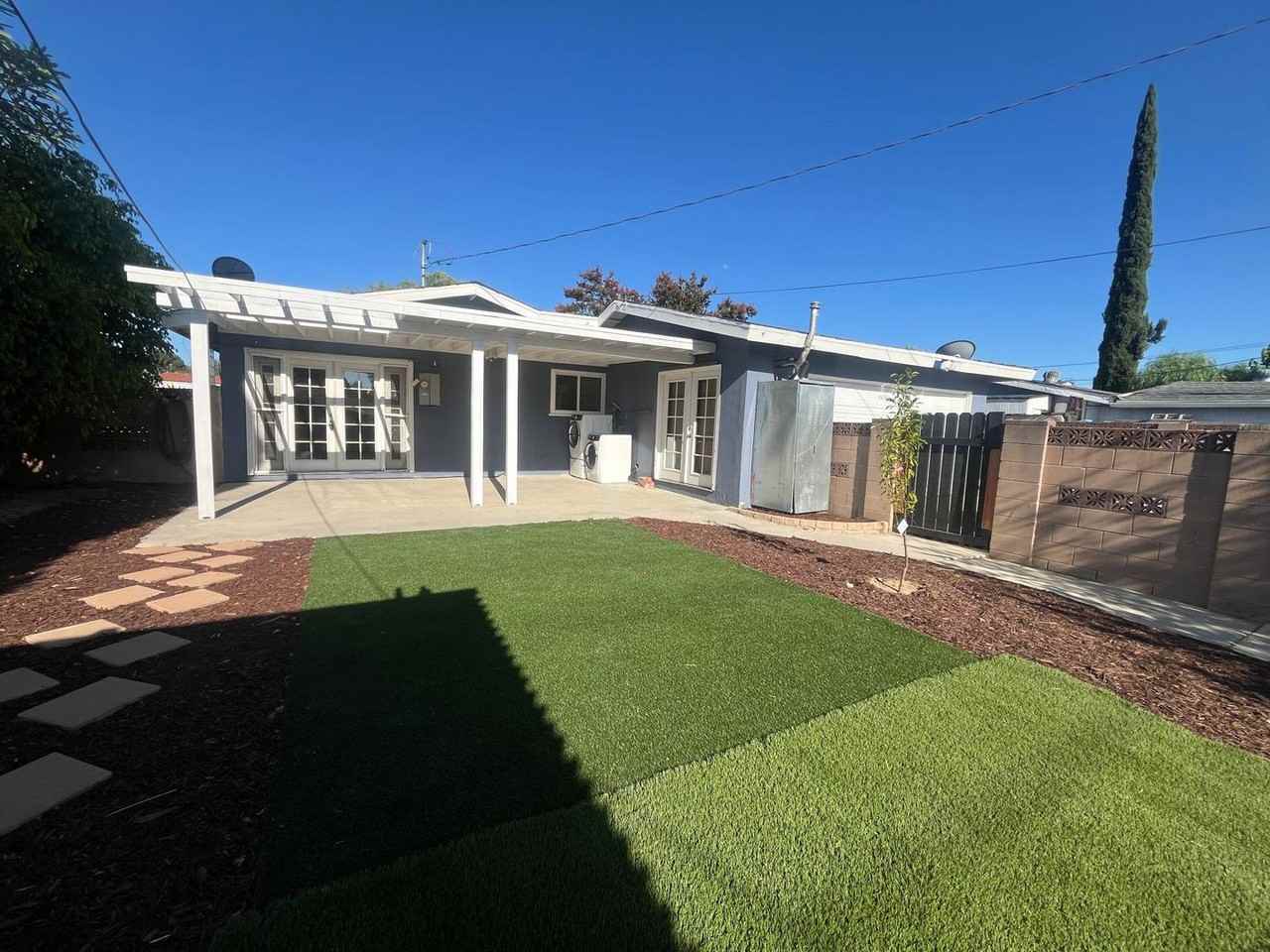 8409 Topanga Canyon Blvd - Photo 4 of 50