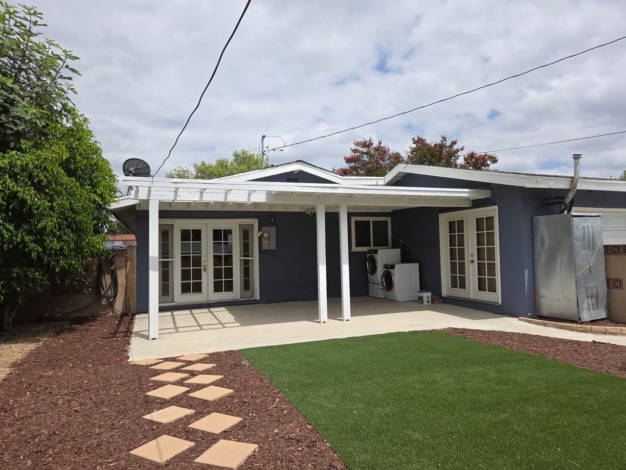 8409 Topanga Canyon Blvd - Photo 3 of 50