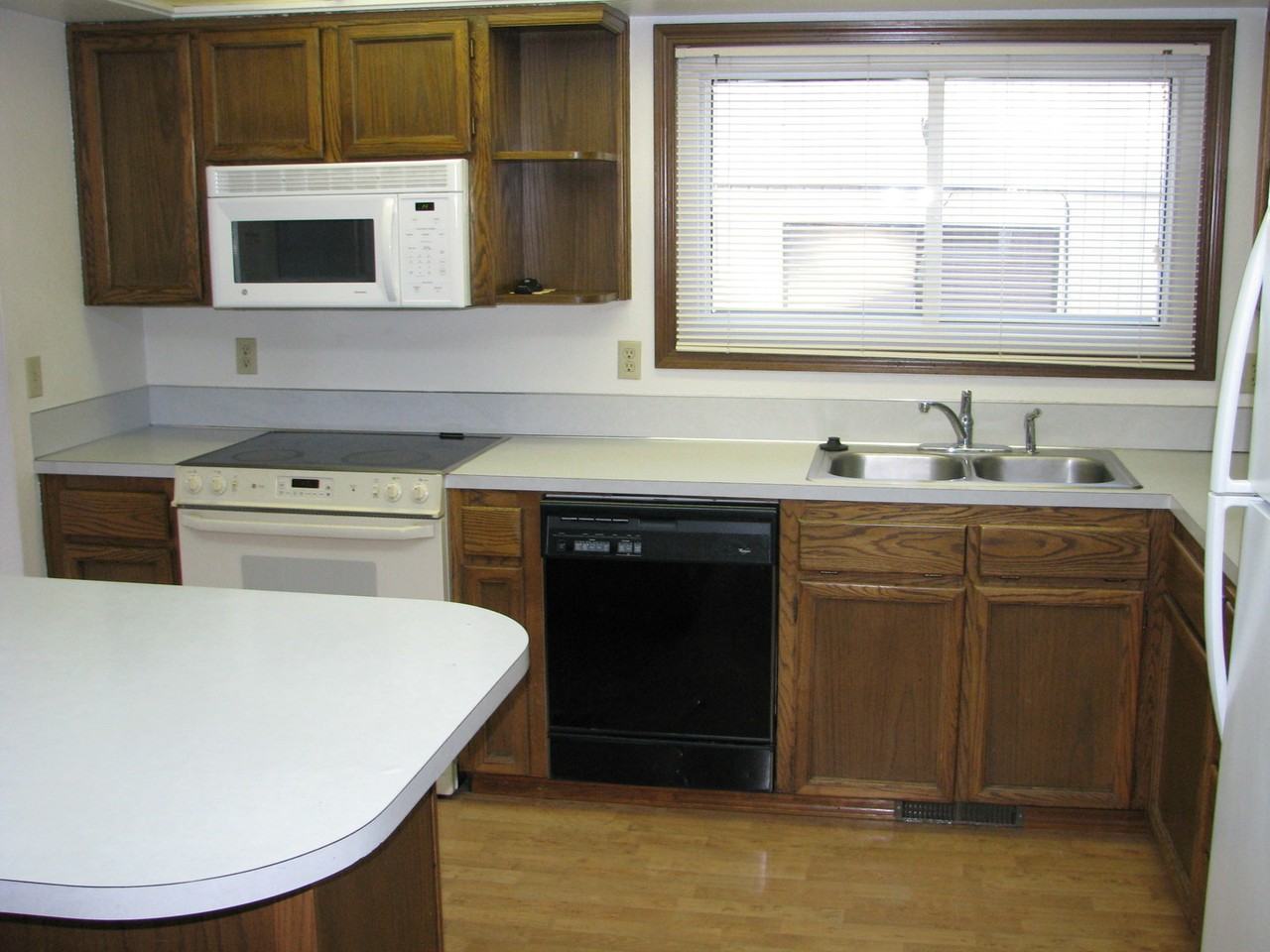 5123 Vale Ct Se - Photo 7 of 17