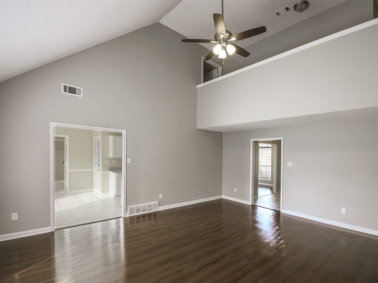 7611 Lowrance Rd - Photo 4 of 21