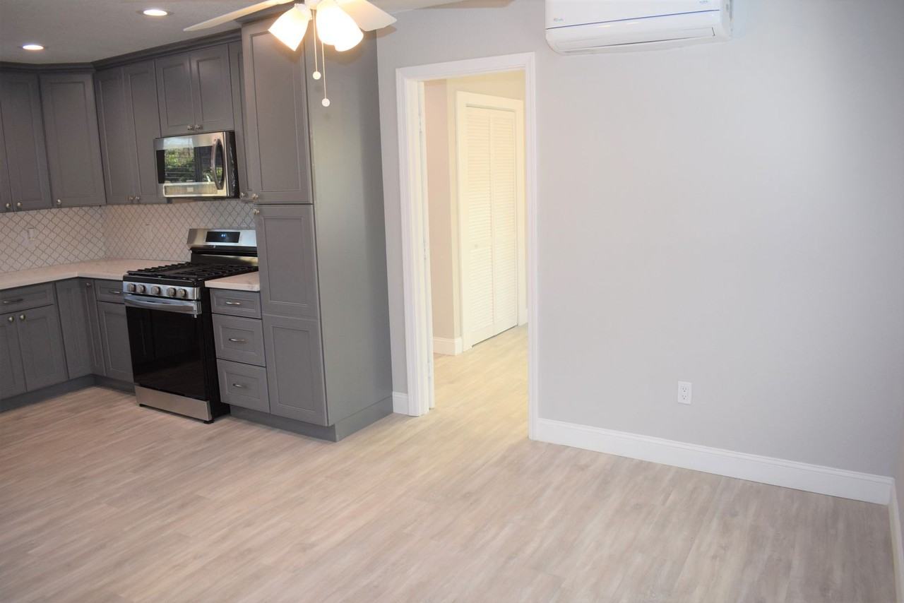 1414 54th St - Photo 6 of 12