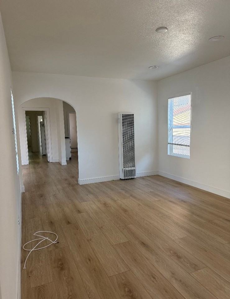1252 S Orange St - Photo 7 of 7