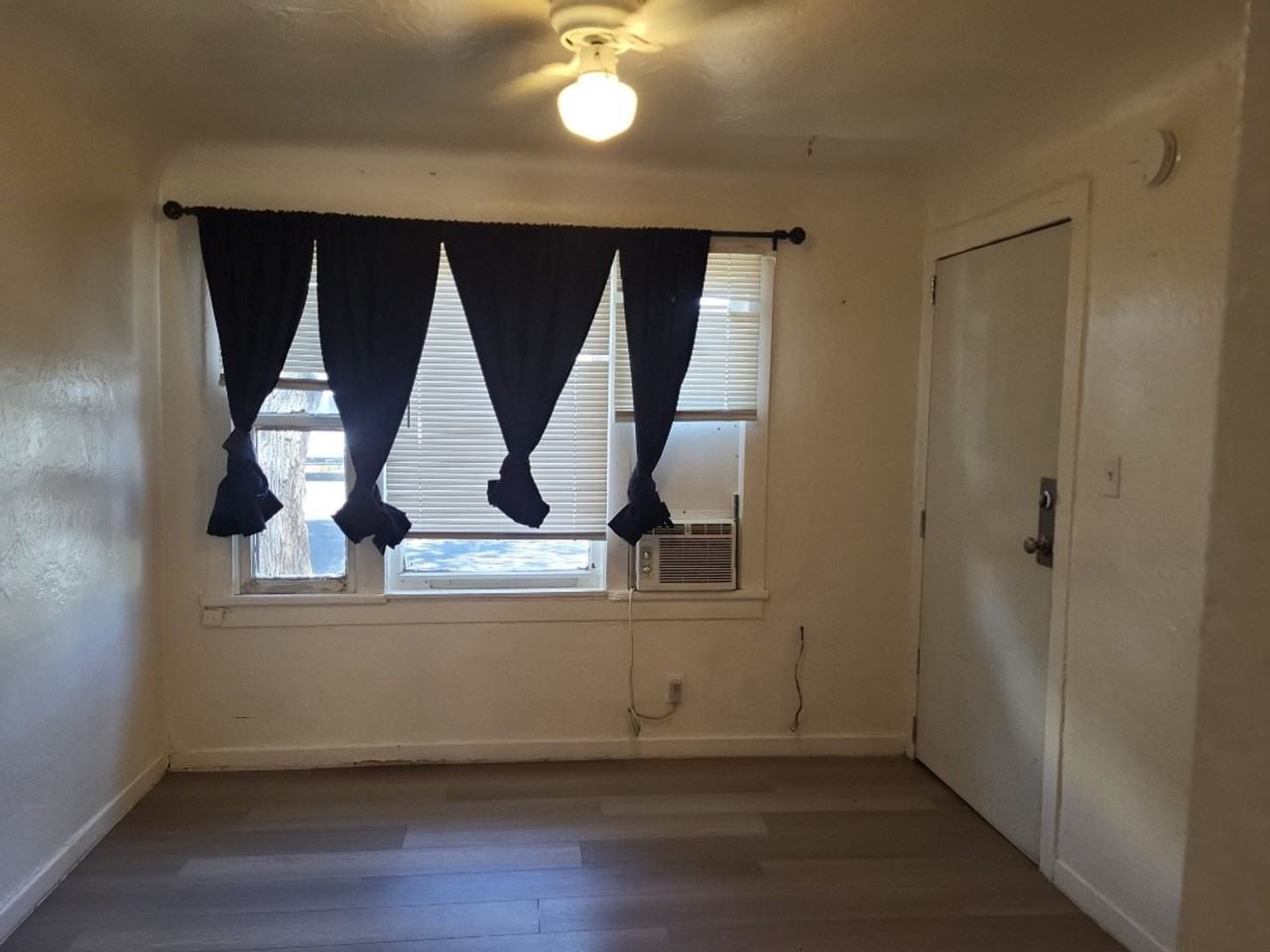 462 Evans Ave - Photo 2 of 16