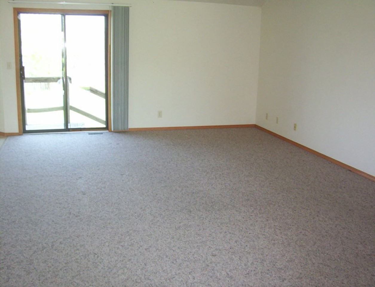 3469 W Hoke Dr - Photo 5 of 6