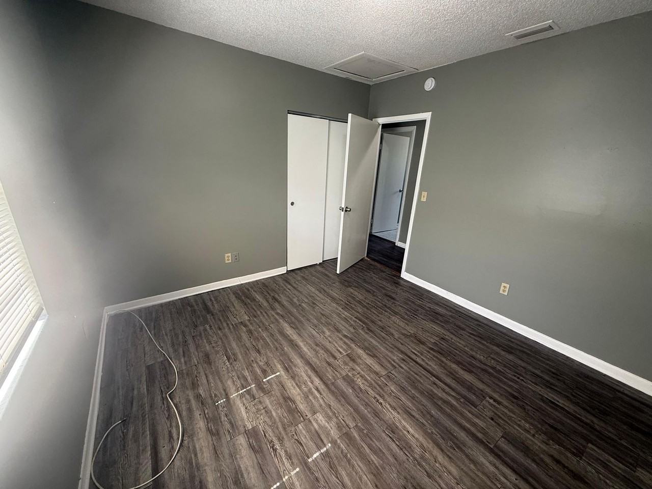 1317 E Church St - Photo 4 of 9