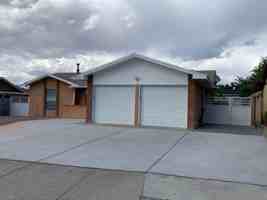 featured image of 8513 Capulin Rd Ne