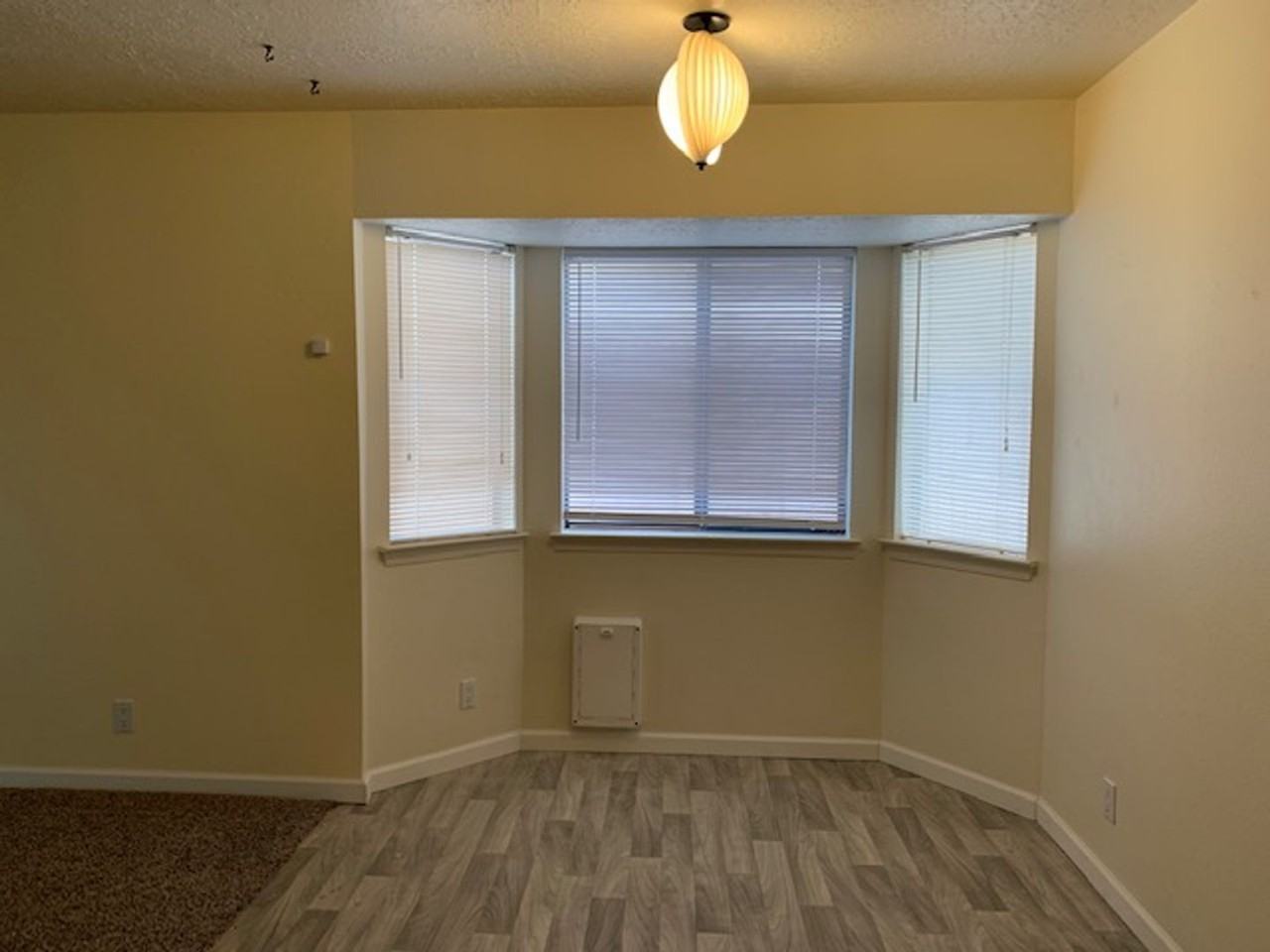 8513 Capulin Rd Ne - Photo 7 of 16