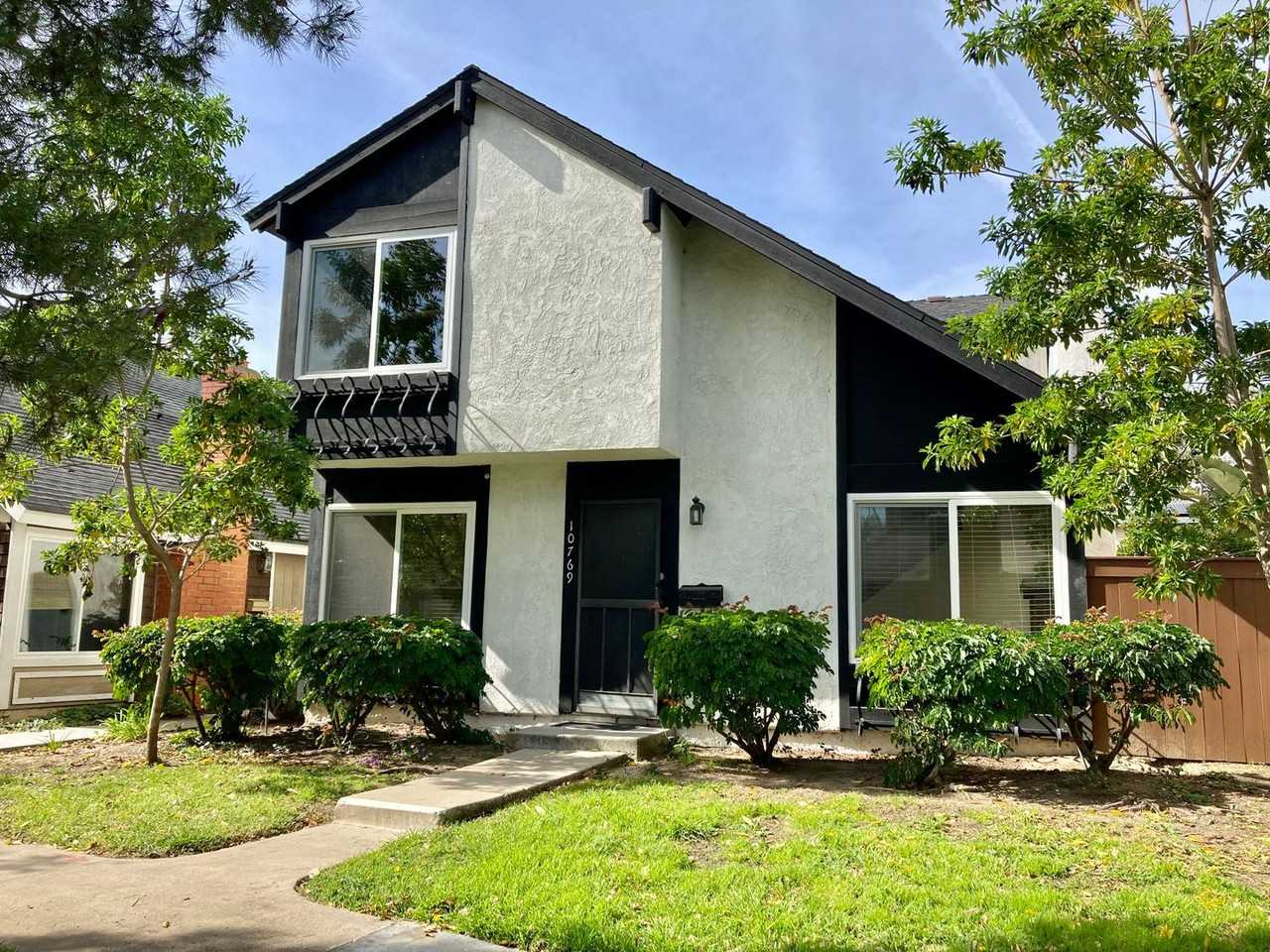 10769 Cariuto Ct