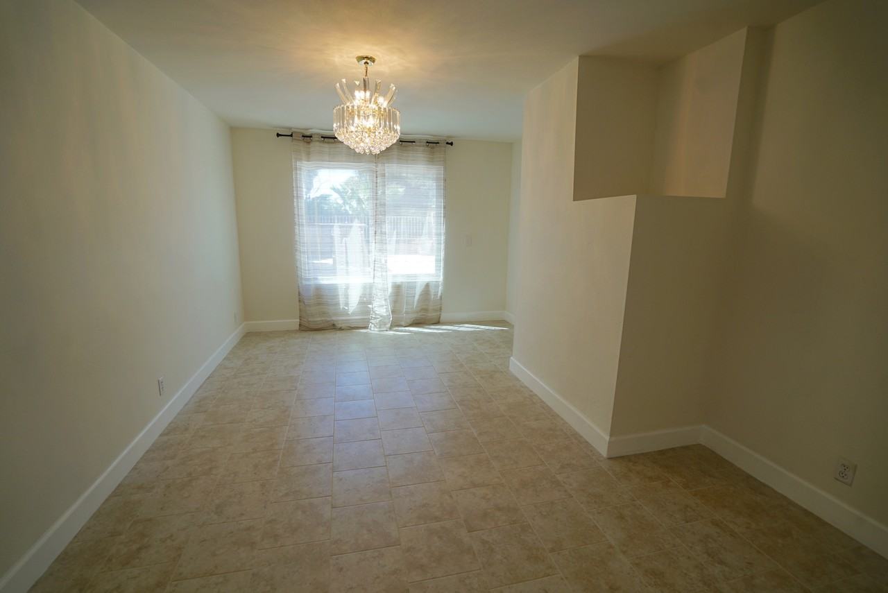 27727 Spandau Dr - Photo 7 of 29