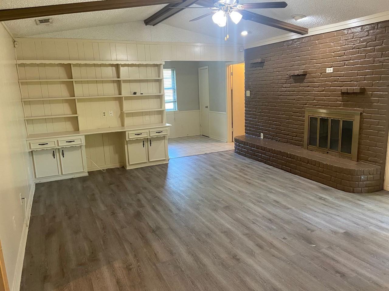 1314 Hanna Cir - Photo 4 of 13